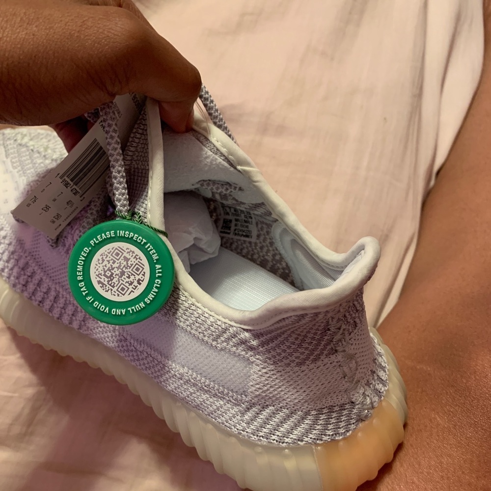 Yezzy boost 300 v2